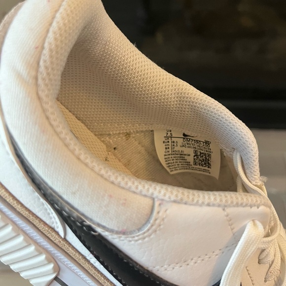 Nike Court Legacy Lift Women’s Size 7.5 - Picture 7 of 9